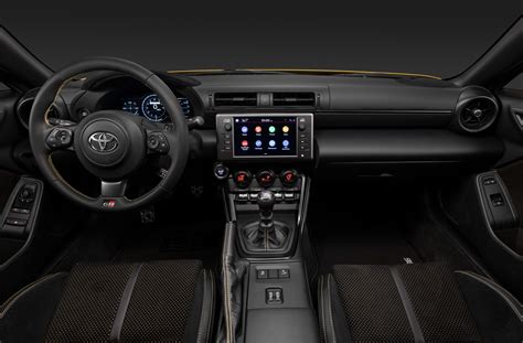 2025 Mazda Miata vs. 2025 Toyota GR86: 5 Major Differences - Autoblog