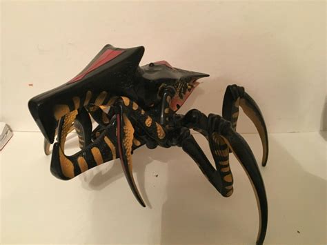 STARSHIP TROOPERS ARACHNID WARRIOR BUG LARGE Figure Galoob 1997 ...
