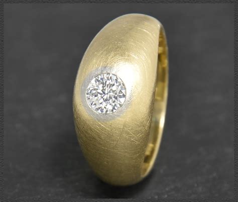 Diamant Ring mit 0,51ct Brillant, 585 Gold, 14 Karat Gelbgold Bandring ...