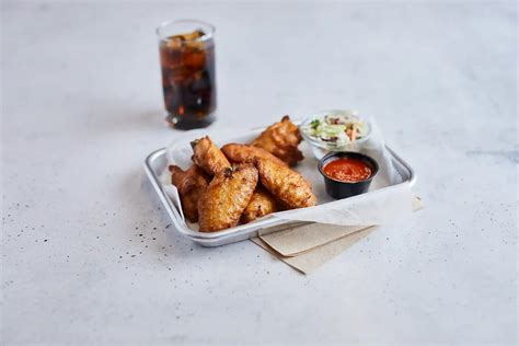 Tyson® Fully Cooked Oven Roasted Bone-In Chicken Wing Sections, Jumbo