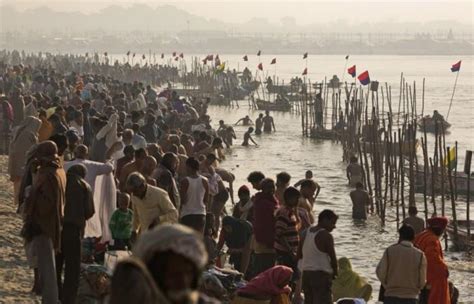 Kumbh Mela 2013 Begins: Spectacular Pictures of the World's Largest ...