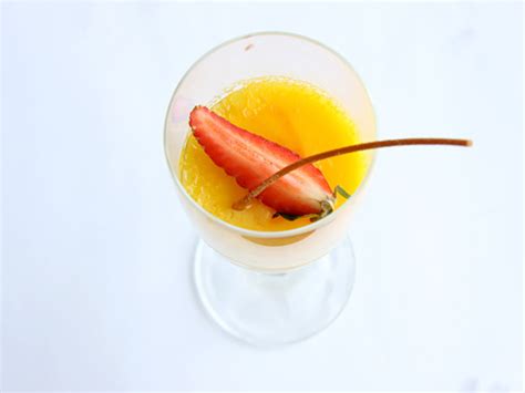 Chinese Mango Pudding Recipe - Mango Dim Sum Dessert with Coconut Milk