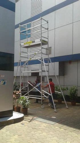 Aluminum Scaffolding - Narrow width 4 mtr working height Industrial ...