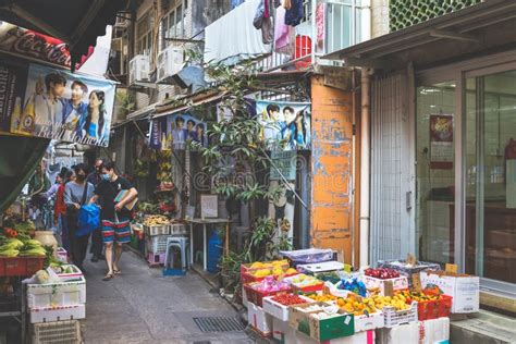 Local Market Examples 的图像结果