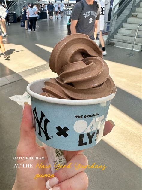 OATLY ICE CREAM at the YANKEES GAME!! | แกลเลอรีที่โพสต์โดย Rach 🫶🛍️ ...