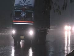 Rain in Delhi, adjoining areas of NCR for consecutive day
