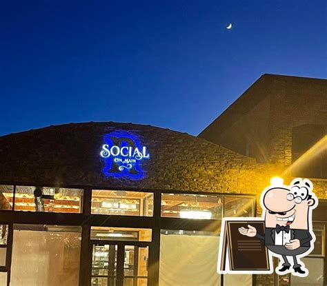 Social On Main Restaurant