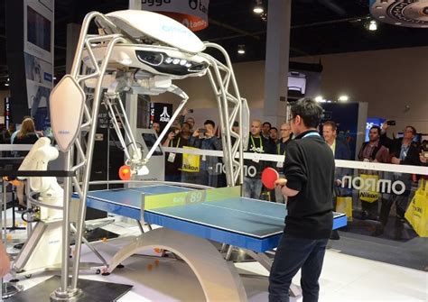 Japanische Olympiasiegerin tritt in Tokyo gegen Tischtennisroboter an