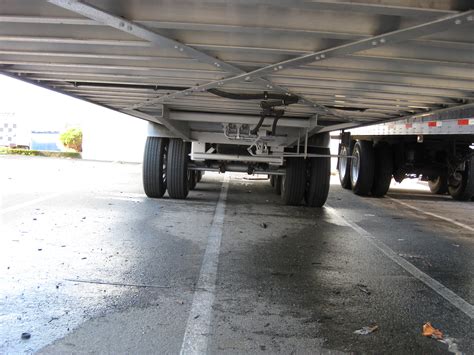 New IMCO aluminum 53’ walking floor trailer | Trailers, Specialized ...