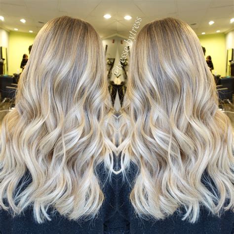 Platinum blonde balayage | Ombre/Balayage | Pinterest | Blonde balayage ...