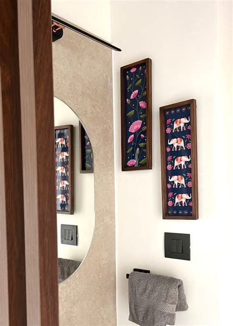Neel-Kamal Set of Two Wooden Wall Frames – Decor By The Way