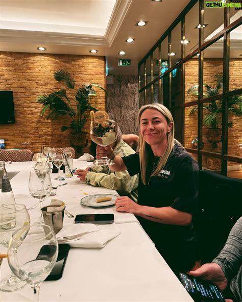 Actress Molly McCann HD Photos and Wallpapers January 2025 | Gethu Cinema