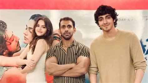 Ahaan Panday creates history like Hrithik Roshan, Saiyaara all set to ...
