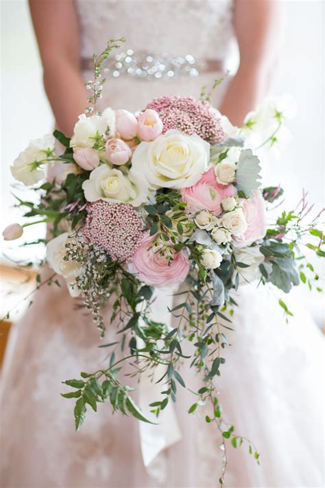 Blush and Cream Bouquet | Cascading wedding bouquets, Wedding bouquets ...