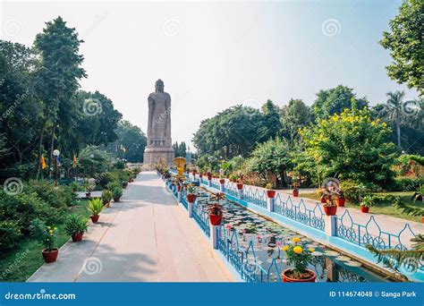 Wat Thai Sarnath Temple in Varanasi, India Stock Photo - Image of monastery, religion: 114674048