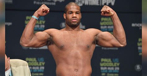 Daniel Dubois Faces Tough Decision as WBA Issues Title Defense ...