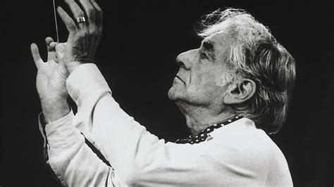 Leonard Bernstein - Biography | Deutsche Grammophon