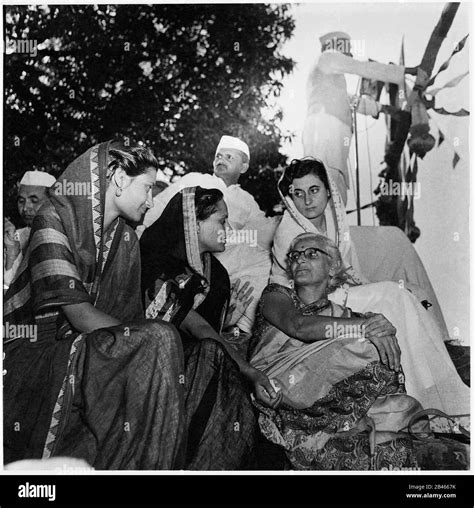 Lal bahadur shastri hi-res stock photography and images - Alamy