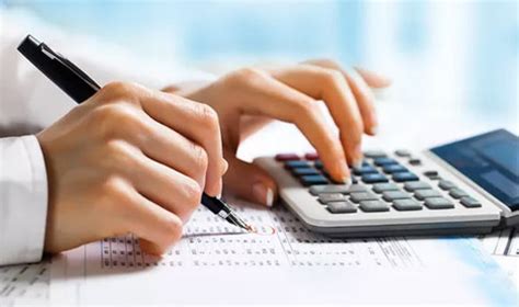 个人费用支出记账表格Excel模板_个人费用支出记账表格Excel模板下载_个人日常 > 个人记账表-脚步网