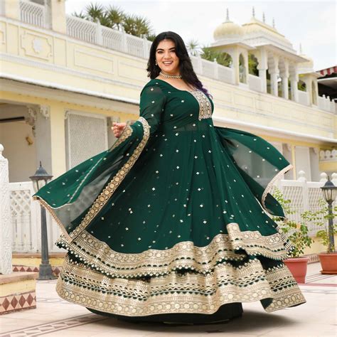 Buy Karwa Chauth Outfits for Women | Meera Plus Size