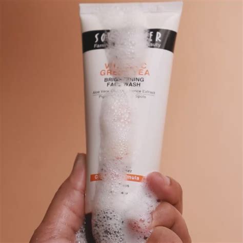 Vitamin C Green Tea Brightening Face Wash 100ml – Soulflower.in