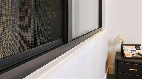 How to Remove Window Screen Frame 的图像结果