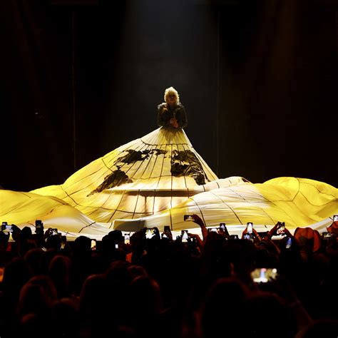 Why Did Elliot Stabler Leave Law & Order: SVU? - Parade