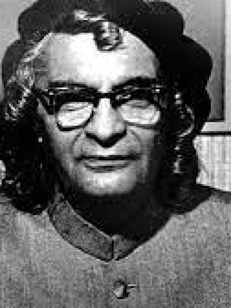 Sumitranandan Pant Death Anniversary 2022; Chhayavadi kavi's enigmatic ...