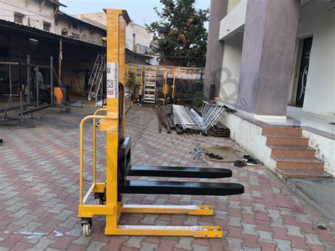 Hydraulic Stacker, Battery/Electrical Operated Stacker Manufacturer ...