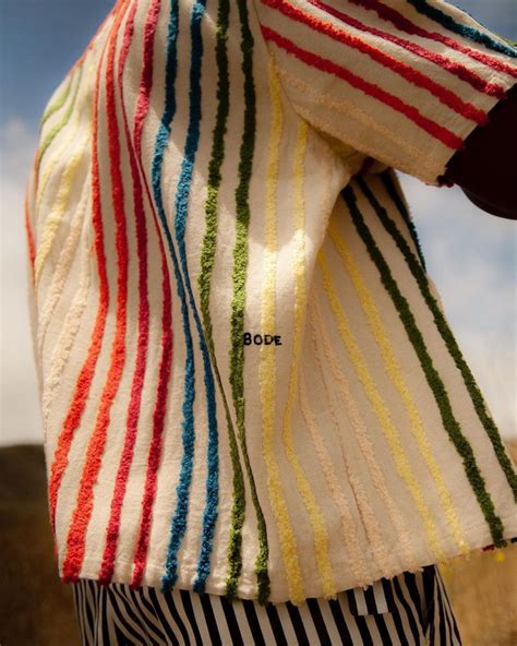 Shop Local Design Black 的图像结果