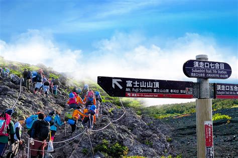Mt. Fuji Hiking from Tokyo: 1D Subashiri / 2D1N Fujinomiya Trail in ...