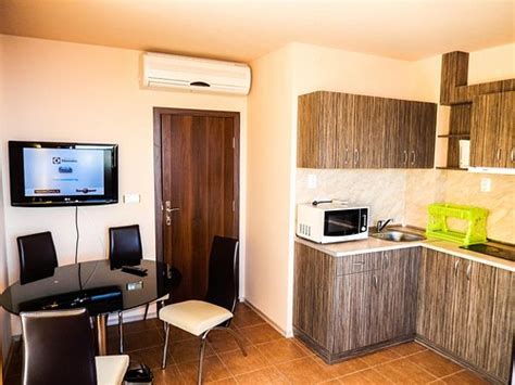 PINE HILLS PAMPOROVO - Apartment Hotel Reviews, Photos, Rate Comparison ...