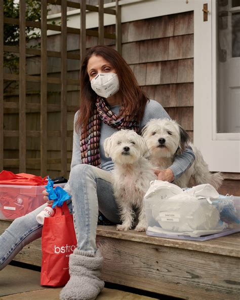 Bethenny Frankel’s Dark Journey to Find Medical Masks - The New York Times