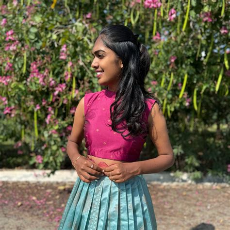Rose pot skirt set – Uzhamagal