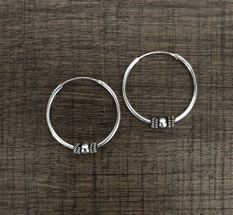 2.75 cm diameter wire work balis in pure silver – Silverrage
