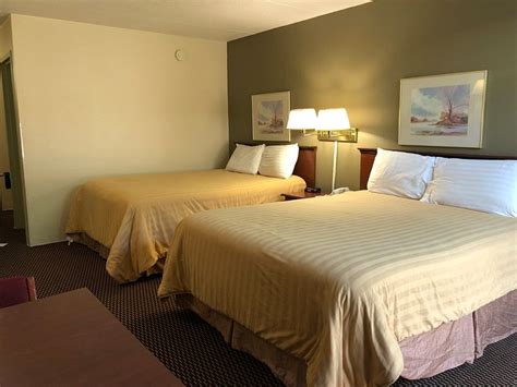 NORWOOD INN & SUITES WORTHINGTON - Hotel Reviews, Photos, Rate ...