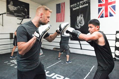 Boxing Trainer 的图像结果