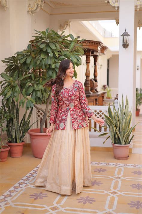 Western Look Rani Pink Jaquard Top Cosmos Lahenga Choli For Wedding