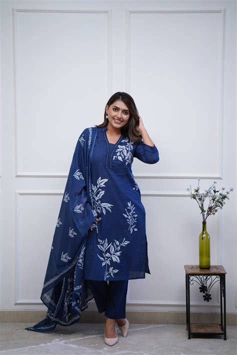 Dupatta Pant sets – Taana Baana