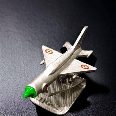 Buy Mig 21 Showpiece For Car Dashboard Online In India – MILITARY ...