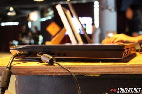 Alienware 17 Gaming Laptop 的图像结果