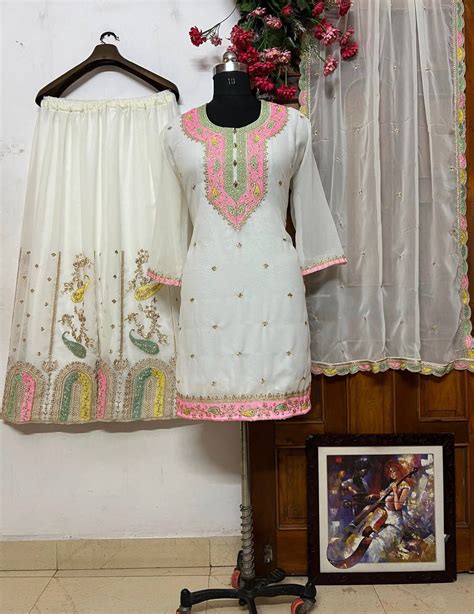 Georgette Embroidery work Kurti Palazzo Dupatta Set – Ethenika.com