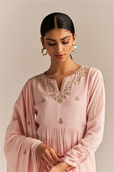 Kurta Set for Women Online | Buy Suit Sets in India