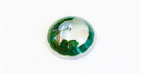 Technology Contact Lenses 的图像结果