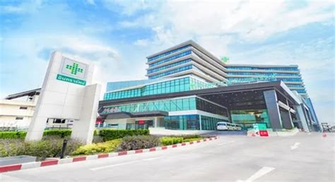 Intrarat Hospital, Bangkok, Doctor Lists, Book Online Appointment ...
