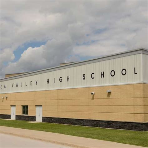 Indian Prairie District 204 to continue with remote learning through ...