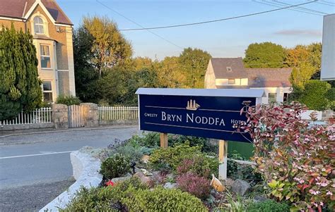 BRYN NODDFA (Morfa Nefyn) - Inn Reviews, Photos, Rate Comparison ...