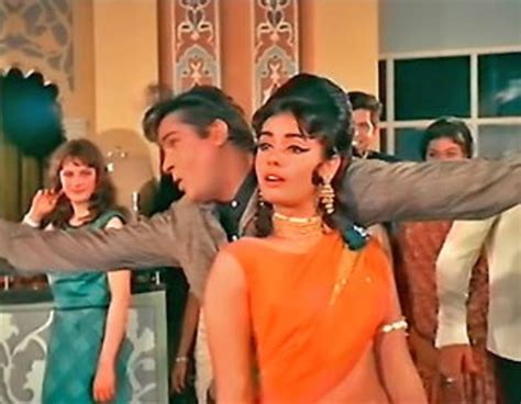 How Mumtaz's orange saree in Tere Mere Pyaar Ke Charche made way for ...