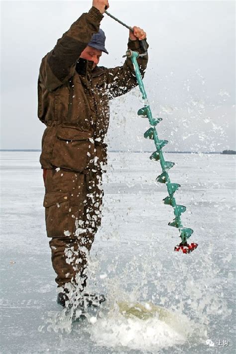 上钩课堂：冬天来了，钩叔教你如何凿冰钓鱼