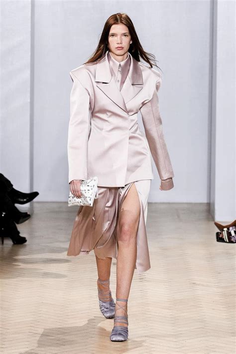 Designing (for) Women Spring 2023 Fashion Trend | The Impression